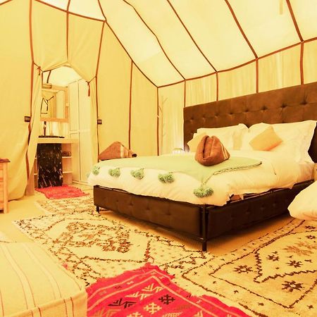 ホテル Sunset Luxury Camp Adrouine エクステリア 写真